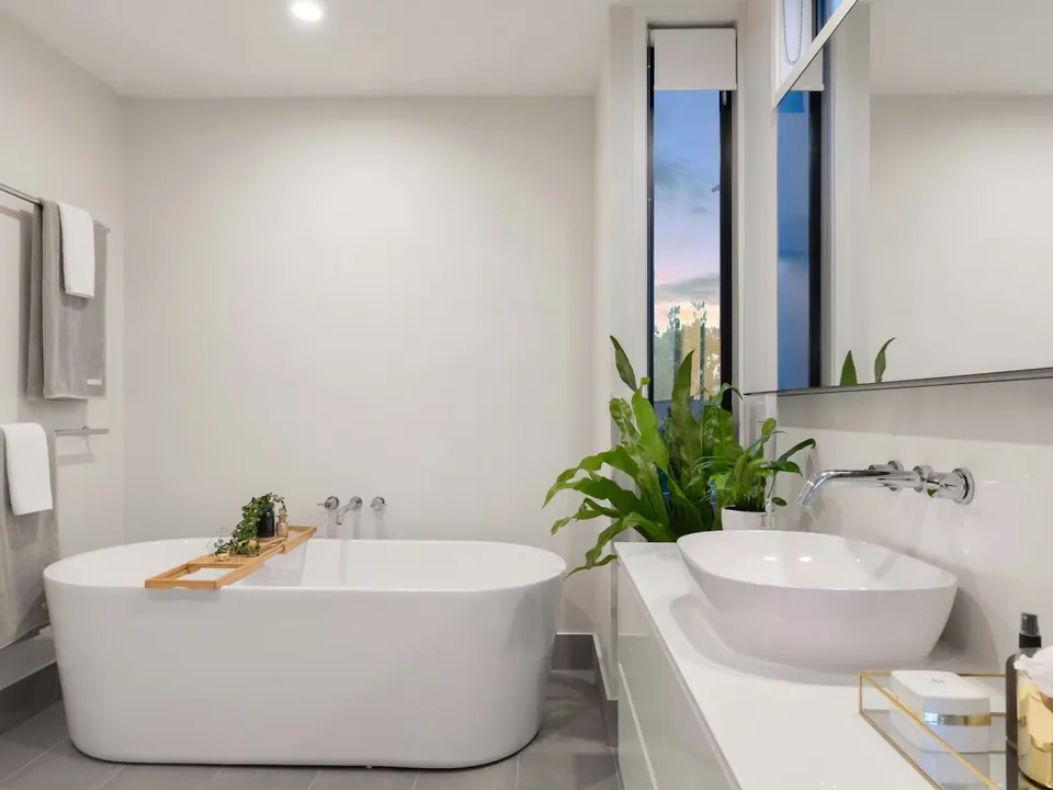 Baño con luz natural · Sabaneta